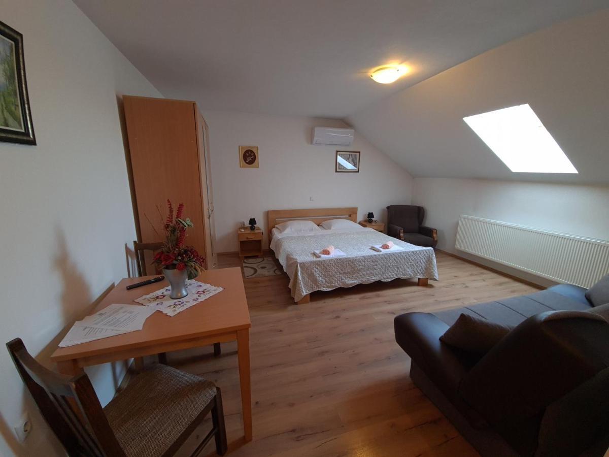 Guest House Aquarius Bosnjaci Zewnętrze zdjęcie