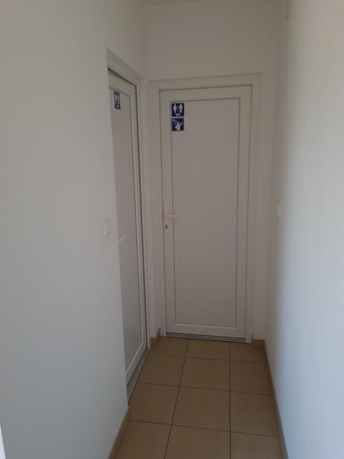 Guest House Aquarius Bosnjaci Zewnętrze zdjęcie