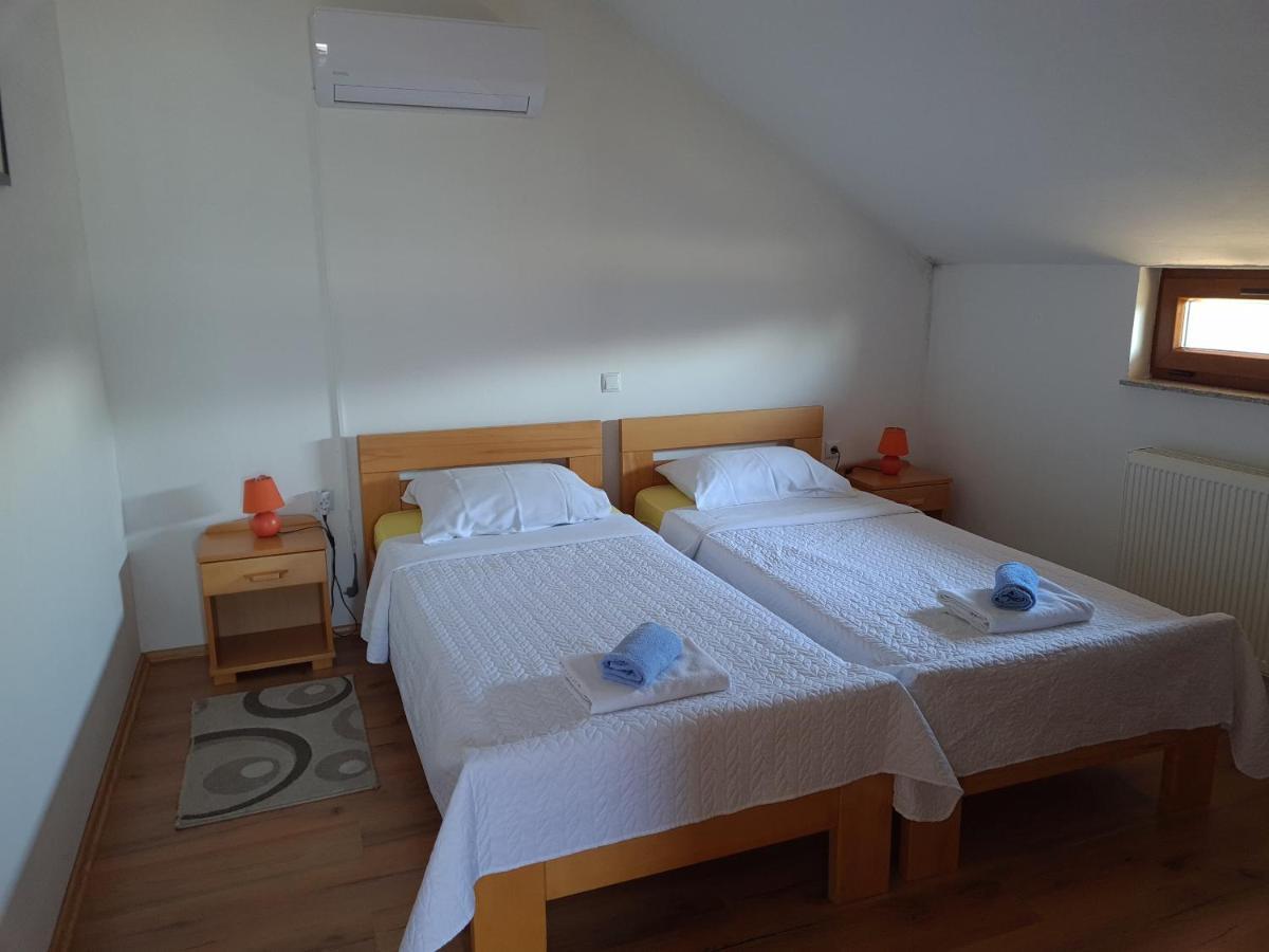 Guest House Aquarius Bosnjaci Zewnętrze zdjęcie