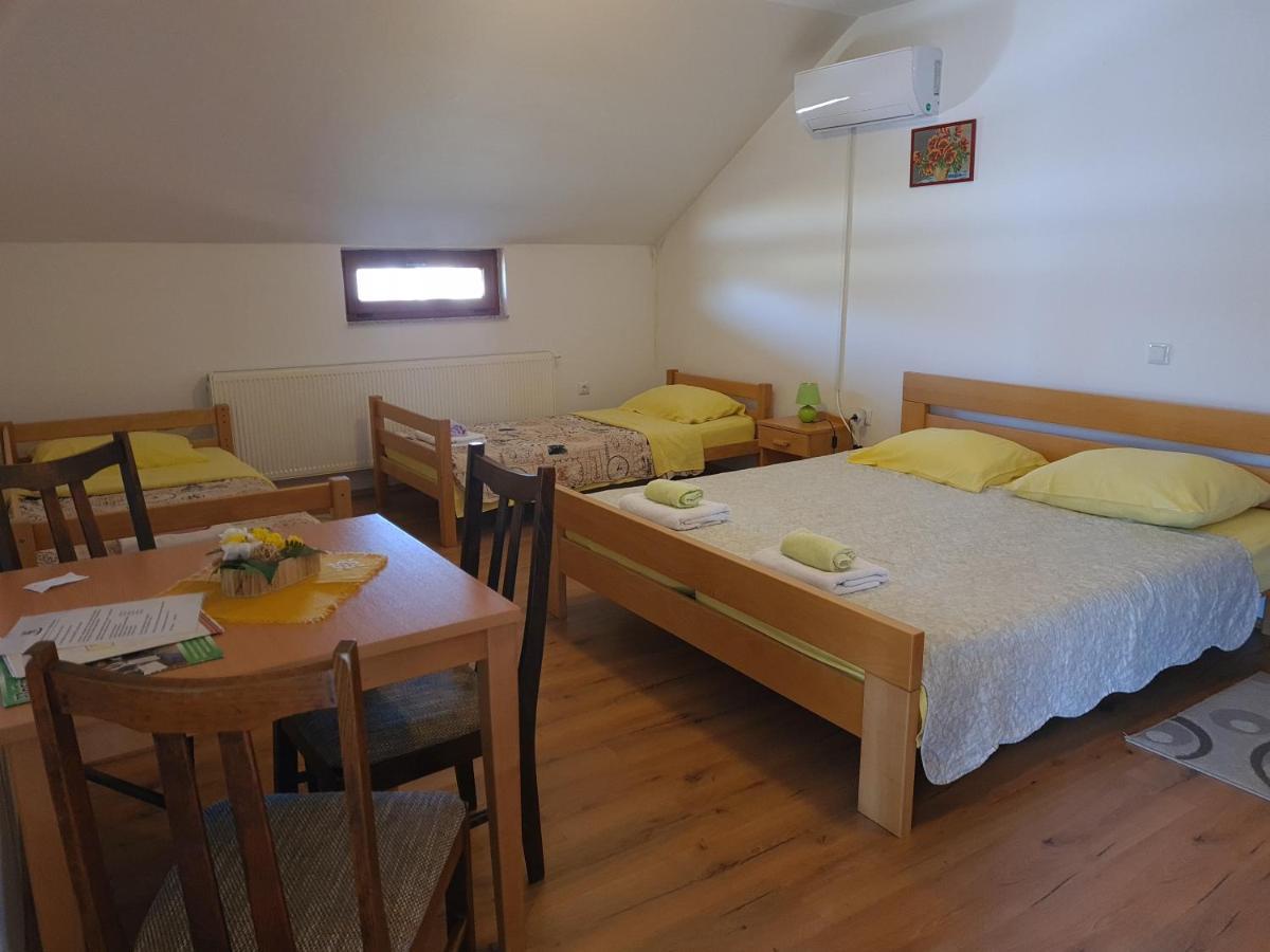 Guest House Aquarius Bosnjaci Zewnętrze zdjęcie